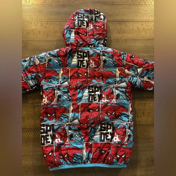 Boys Spider-Man puffer jacket! - Picture 6 of 7